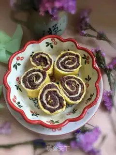 Make Egg rice rolls step 10