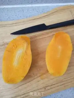 Make Mango flowers step 1