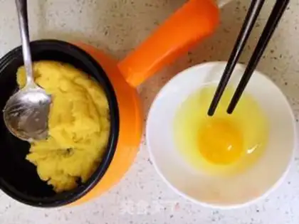 Make Strawberry puffs step 4
