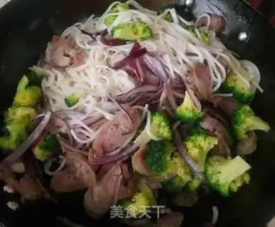 Make ♪ Time sausage fried rice powder ♪ step 7