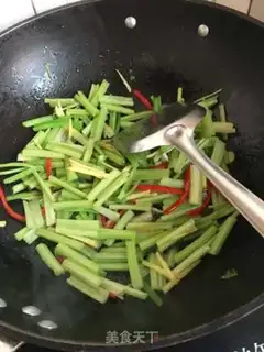Make Clear the celery step 4