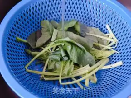 Make Spinach omelet soup step 2