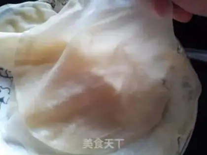 Make The dumpling skins are super hotcakes step 1