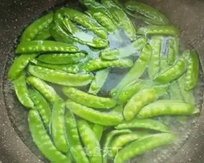 Make Dutch soybean shrimp step 2