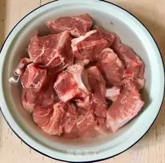 Make Pork bones step 0