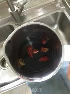 Make Black beans, black sesame dates, beans step 1
