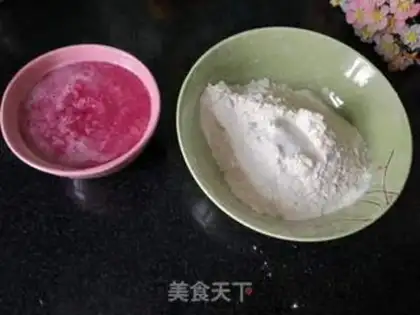 Make Pyramid blue-juice hotpot noodles step 0