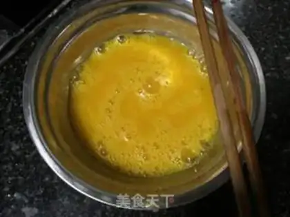 Make Celery eggs, fried beans step 3