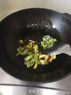 Make Garlic potatoes for chops step 2