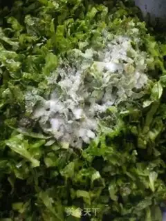 Make Frozen leaves step 2