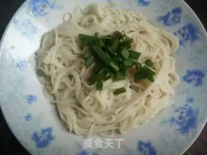 Make Onion noodles step 1