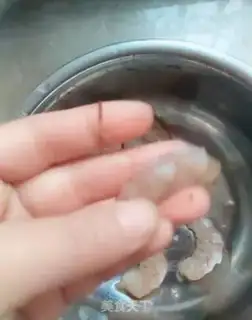 Make Shrimp eggs step 1