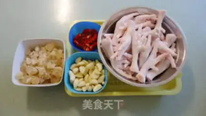 Make Garlic chicken feet step 1