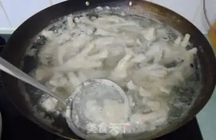 Make Garlic chicken feet step 8