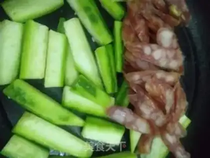 Make Smelt fried sausage step 4