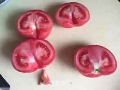 Make Tomatoe egg soup step 0