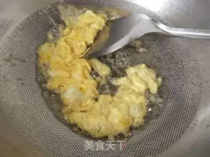Make ♪ ♪ ♪ ♪ A chrysanthemum ♪ step 8
