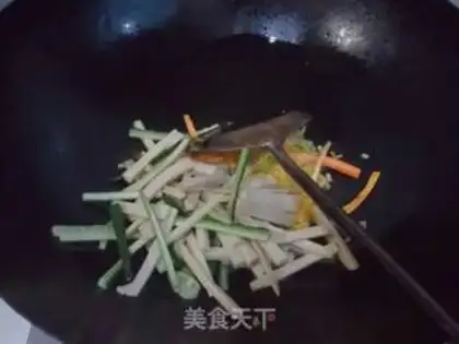 Make Fried noodles step 6