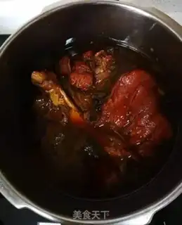 Make Red elbow step 8