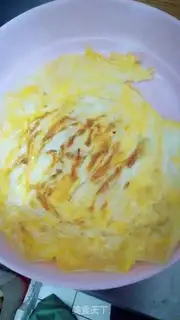Make Easy egg buns step 4