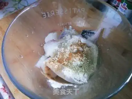 Make Boiled water and boiled fish step 1