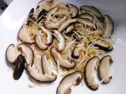 Make Boiled water and boiled fish step 4
