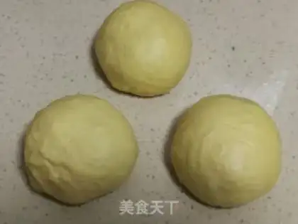 Make Hong Kong toast step 1