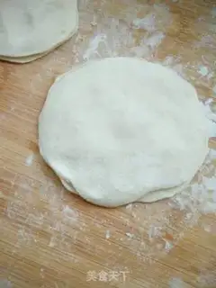 Make Hand grab cake step 4