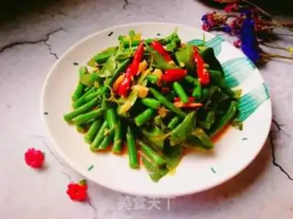 Make Sesame sauce mixed with mustard beans step 6