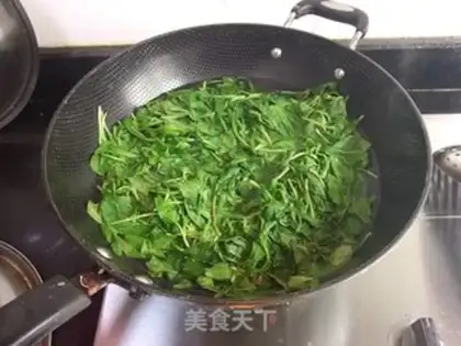 Make Maran head meat dumplings step 2