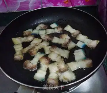 Make Spicy tea, mushroom dry pot step 6