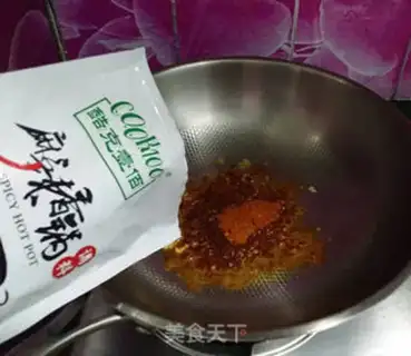 Make Spicy tea, mushroom dry pot step 8