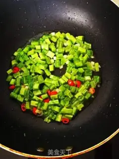 Make Scrambled eggs step 3