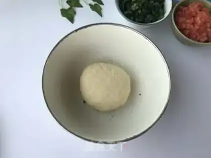 Make Shrimpball pearl noodles step 1