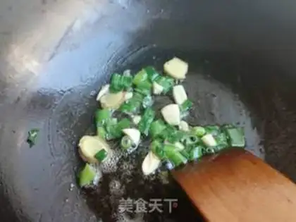 Make Scrambled bean soup step 4