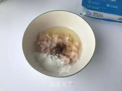 Make Shrimpball pearl noodles step 3