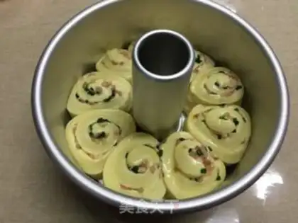 Make Onion bacon bread step 17
