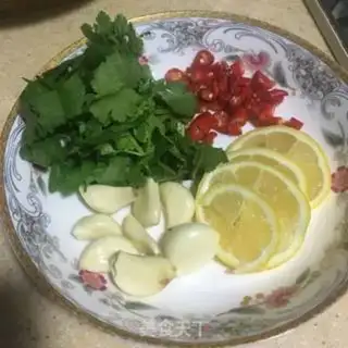 Make Lemon sour chicken claws step 2