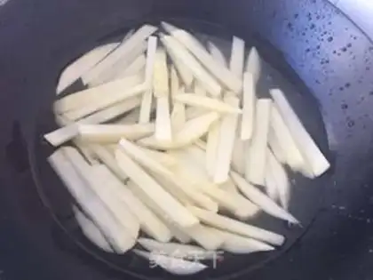 Make Dry potatoes step 1