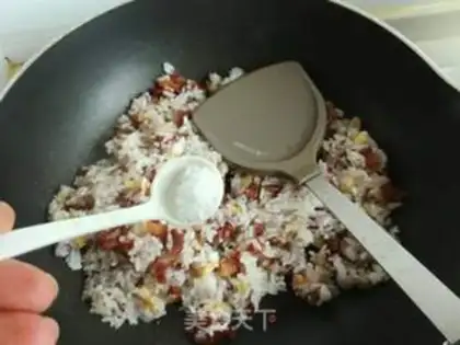 Make Potato sausage fried rice step 7