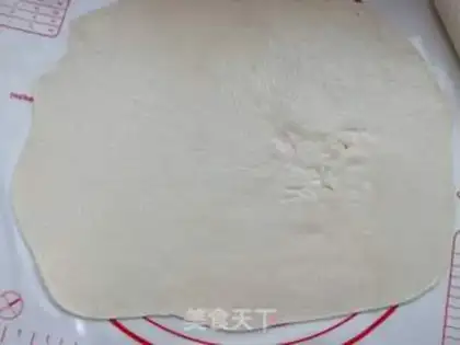 Make Hand grab cake step 4