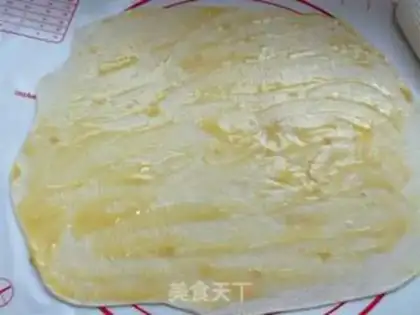 Make Hand grab cake step 5