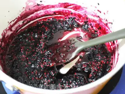 Make The salsa is turning into a frozen cheesecake step 3