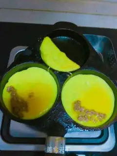Make Beef eggs step 9