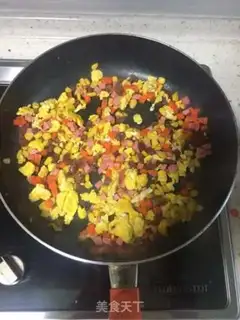 Make Pineapple rice step 3