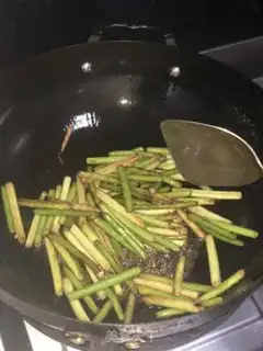 Make Garlic shrimp step 4