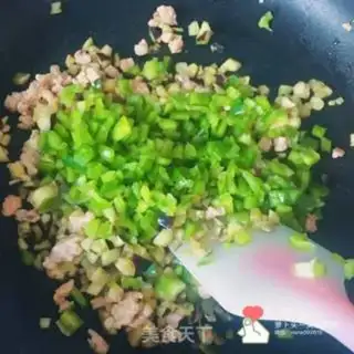 Make Double-cheese noodles step 4
