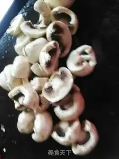 Make Pelican mushrooms step 1