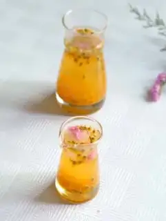Make Sakura, honey, fragrance juice step 7