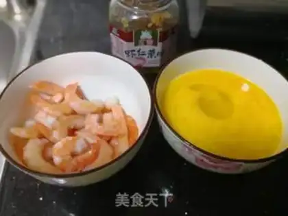 Make Shrimp fried eggs step 0